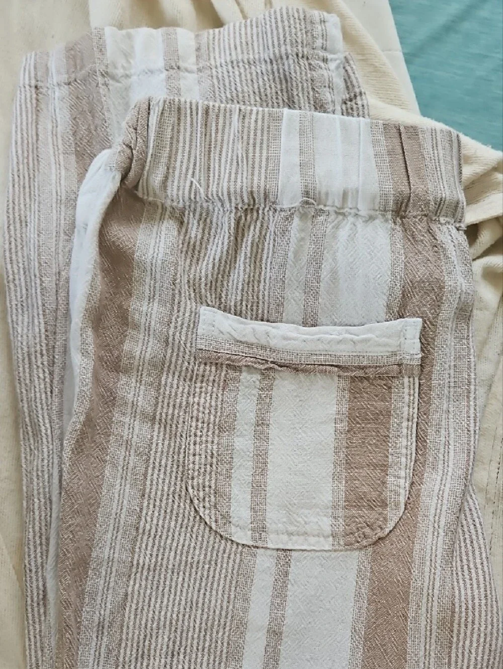 Men's Drawstring Linen-Blend Pants in Cream & Tan